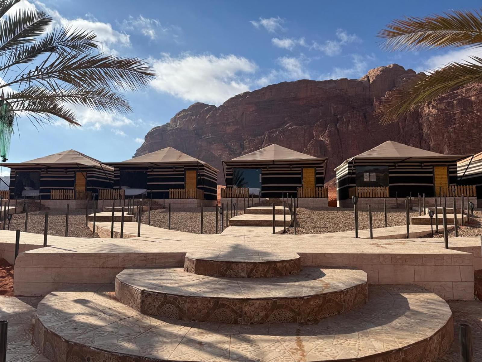 Falling Stars Camp Wadi Rum Exterior foto